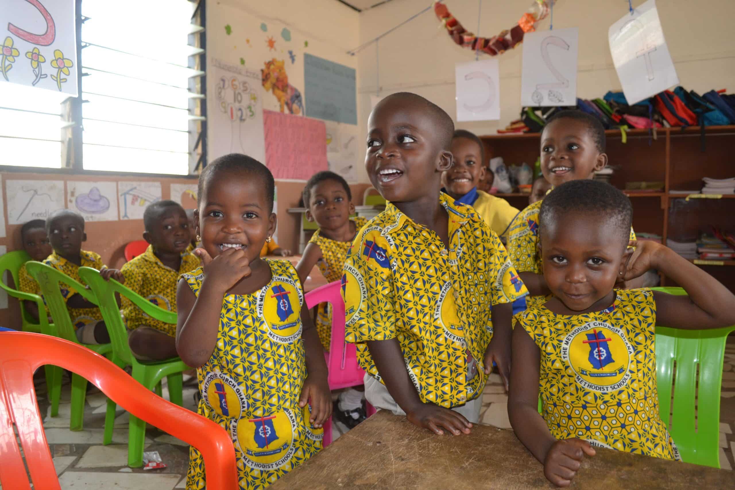 5 best overseas volunteer with children opportunities