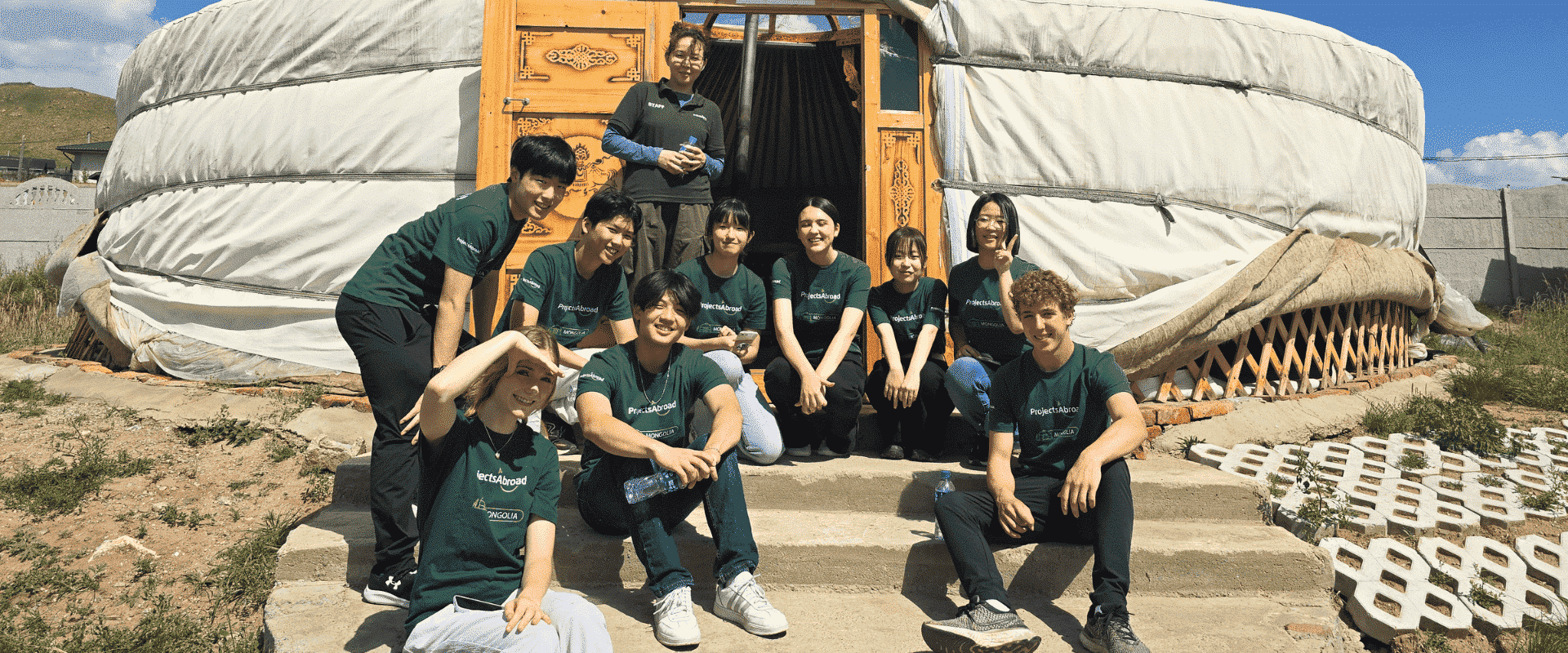 Volunteer opportunities for teens: building your future