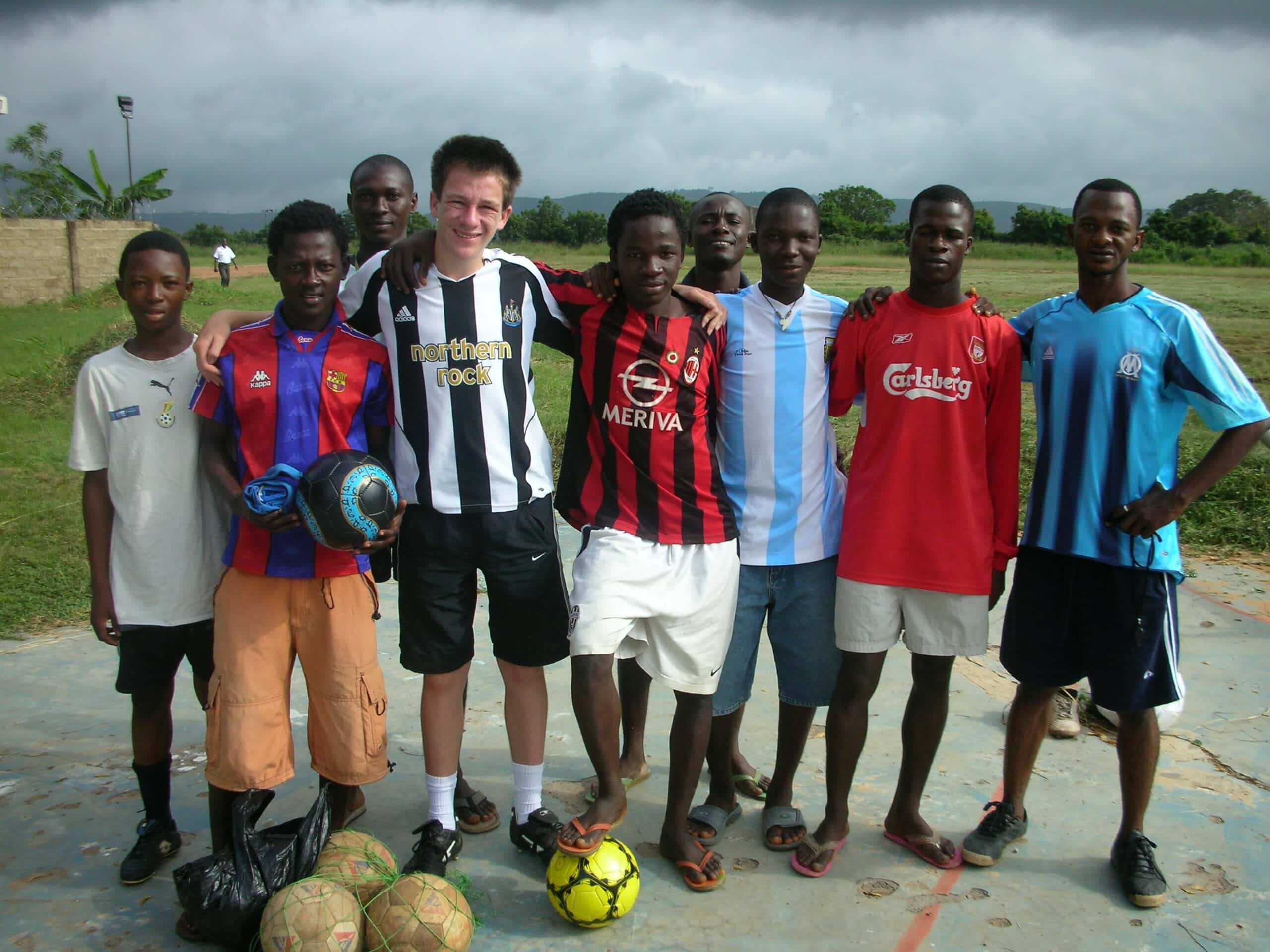 Our volunteers work together with local coaches and get hands-on football coaching experience in Ghana.