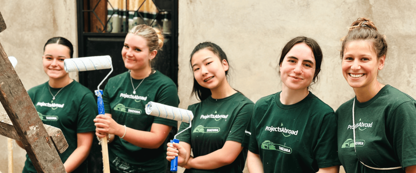 For parents: what to expect when your teen volunteers abroad